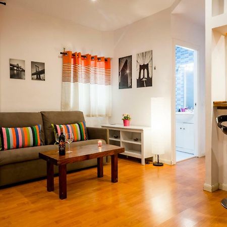 Colegiata Apartment มาดริด ภายนอก รูปภาพ