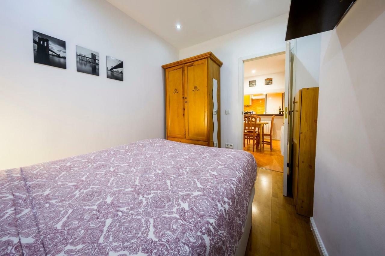 Colegiata Apartment มาดริด ภายนอก รูปภาพ