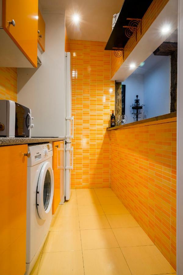 Colegiata Apartment มาดริด ภายนอก รูปภาพ